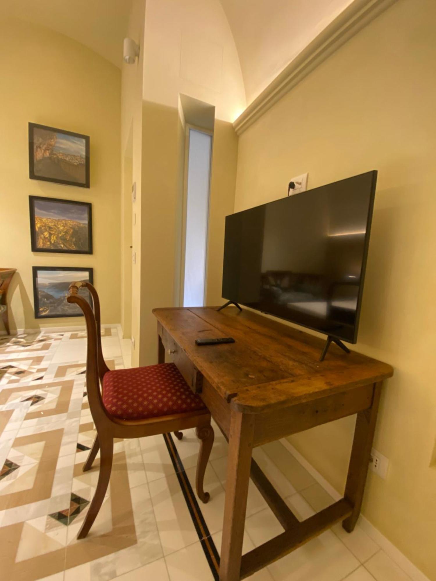 La Dimora Di Don Antonio Bed & Breakfast Matera Bagian luar foto